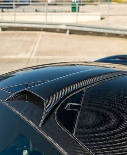 McLaren 720S 碳纖維車頂